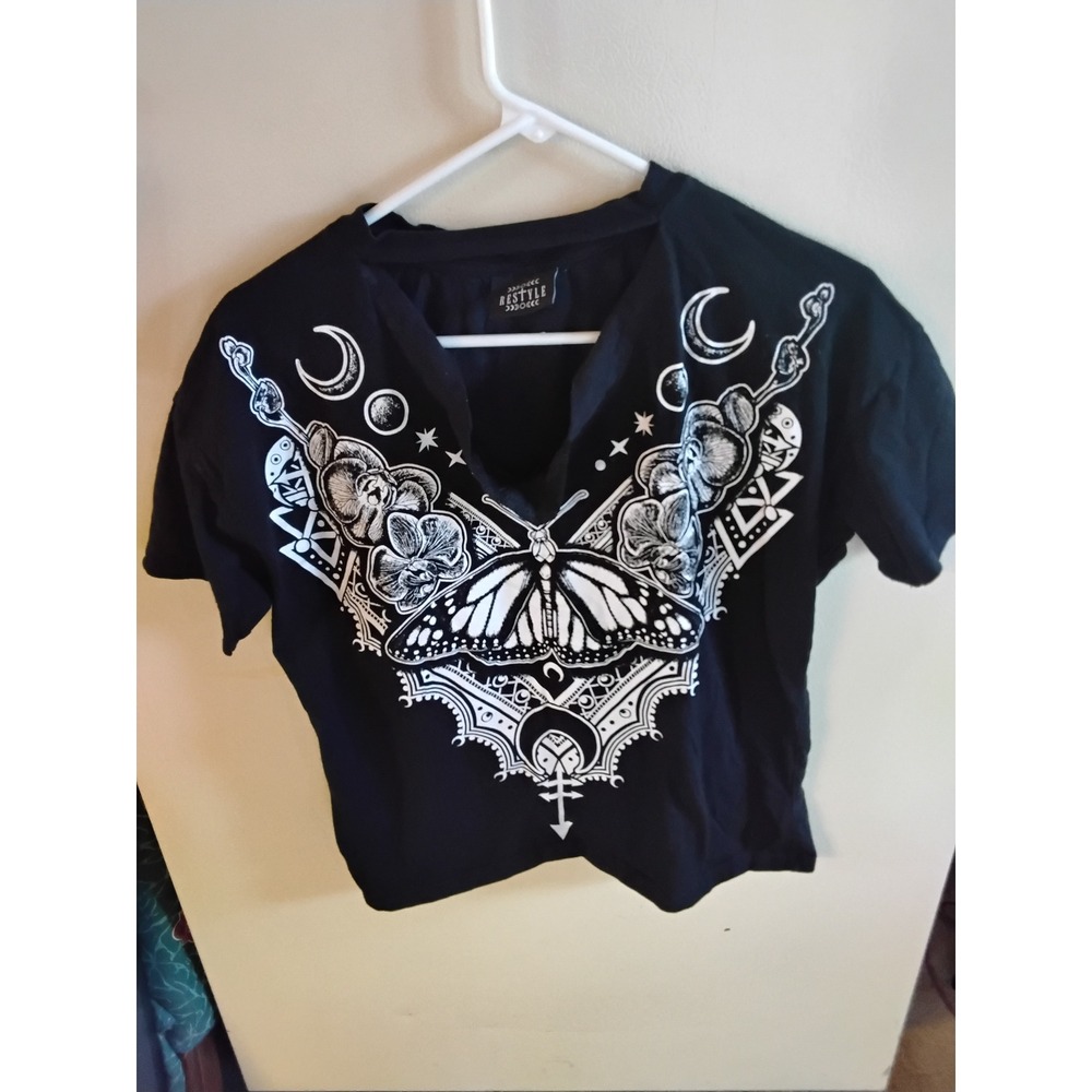 Restyle Gothic Butterfly Moon Orchid Graphic Choker V-Neck Crop Top Black